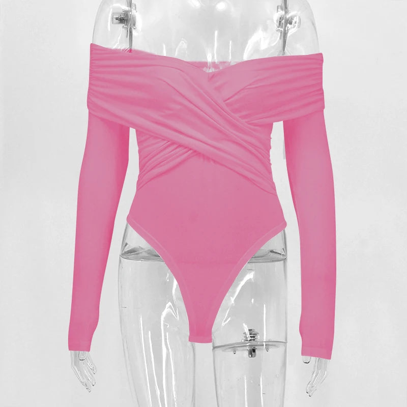 Body z obniżoną linią ramion
