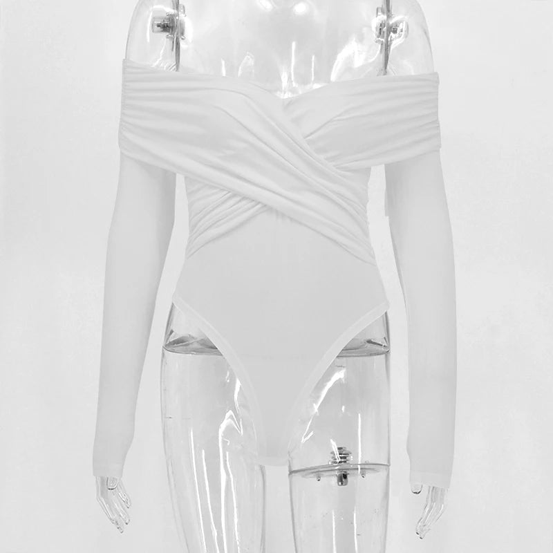 Body z obniżoną linią ramion