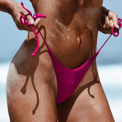 Stringi od bikini
