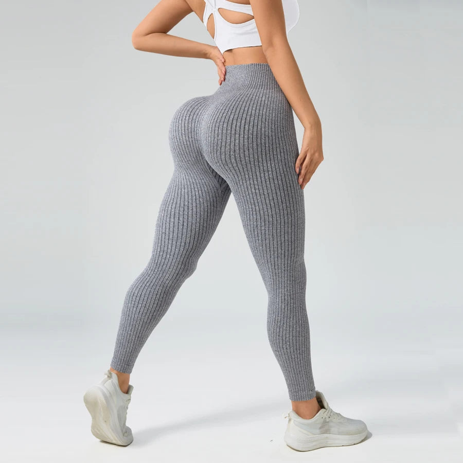 Prążkowane legginsy