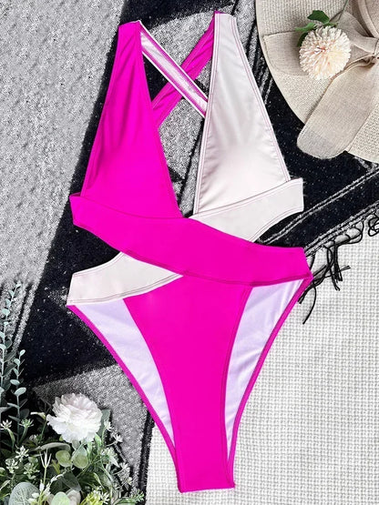 Monokini wykonane z szerokich pasów